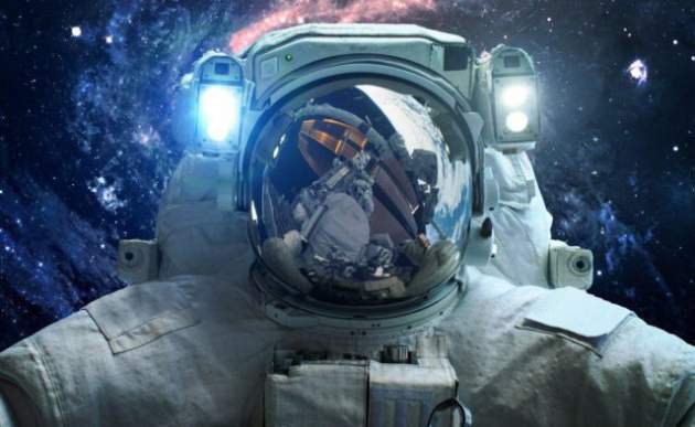 Сенсация от Илона Маска: уже известно имя первого туриста для полета на Луну
