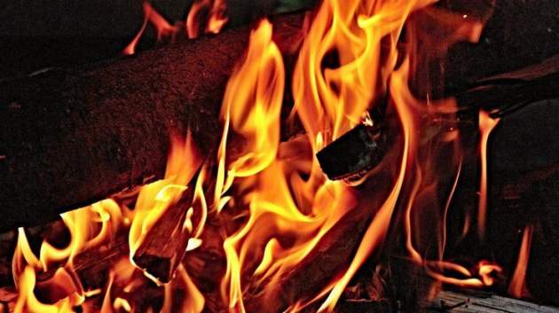 В Сумской области прорвало газопровод: пламя вспыхнуло на 10 метров