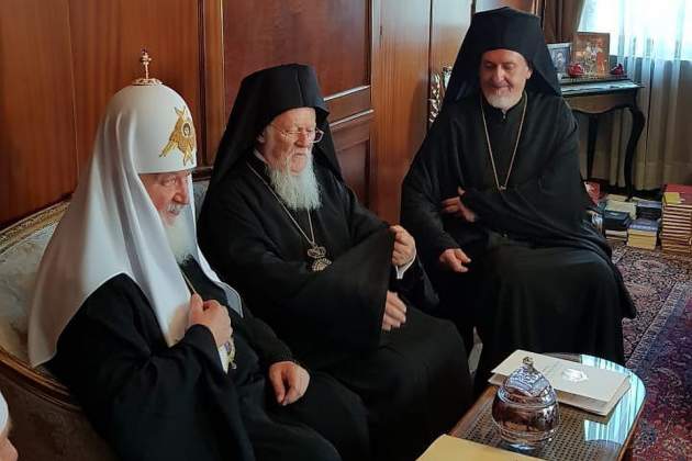 Православие расколется? Украина готовится к финальной битве за Томос