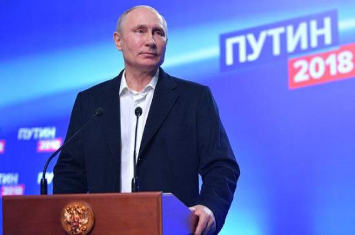 Рейтинг Путина в России резко рухнул