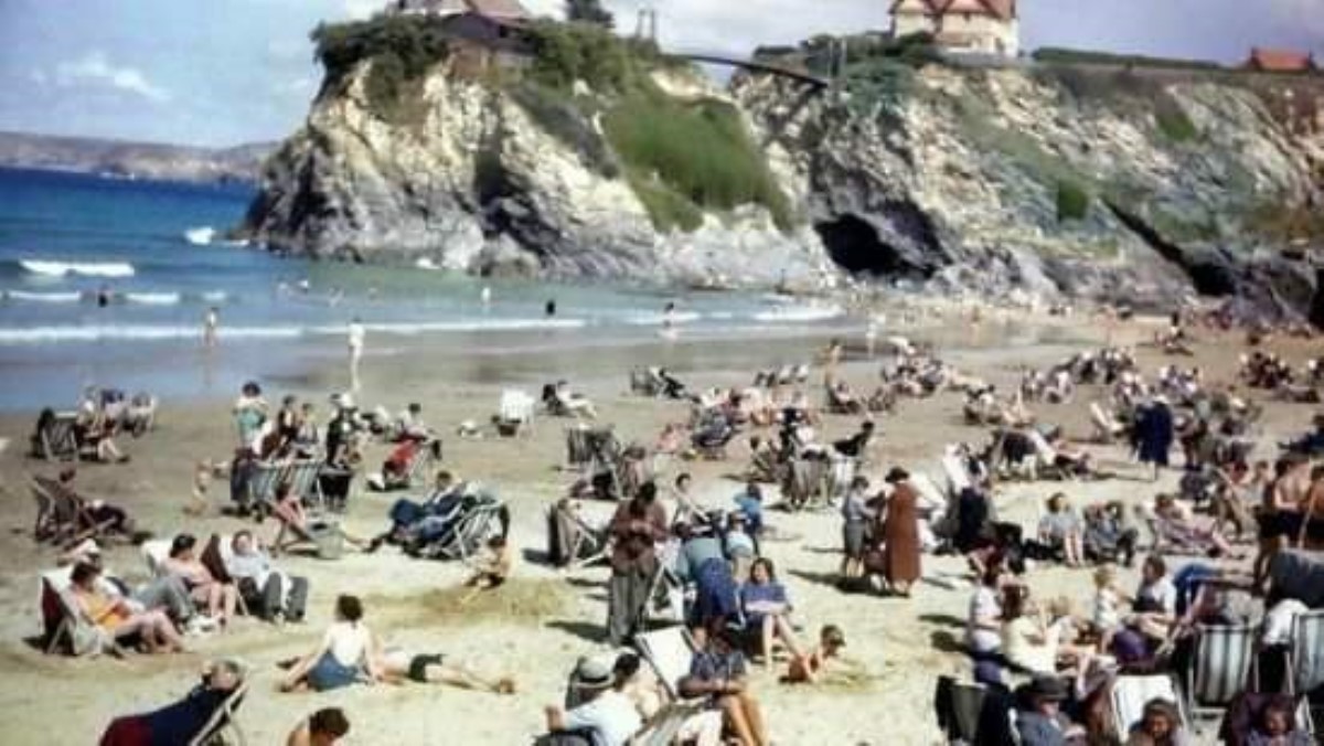 На фото 1943 года обнаружили мужчину со... смартфоном