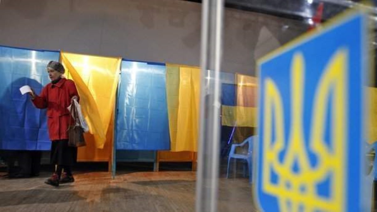 Украина отказалась от наблюдателей СНГ на президентских выборах