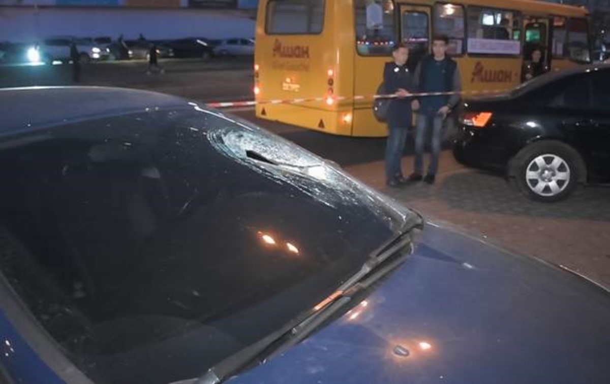 В Киеве 40 человек устроили драку на ножах
