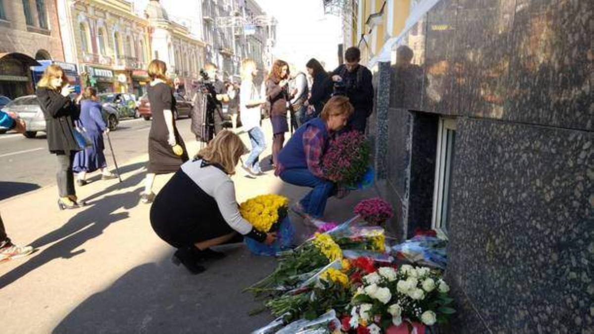 Годовщина страшного ДТП на Сумской: на месте трагедии почтили память погибших