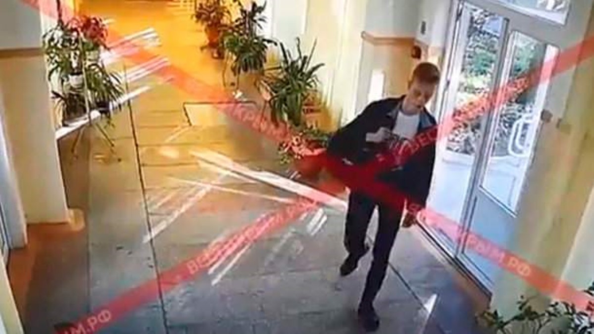Полковник запаса ФСБ рассказал о странных нестыковках бойни в Керчи