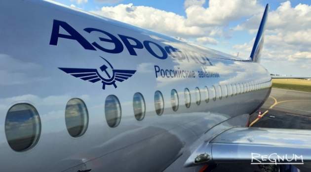 Самолет с накладным париком: в России лайнер назовут в честь Кобзона