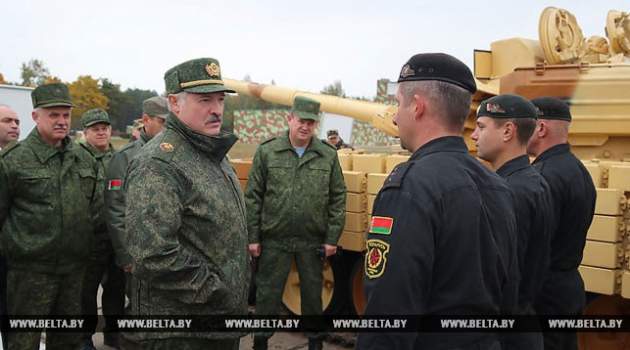 "На Россию не можем положиться": Лукашенко внезапно решил вооружиться