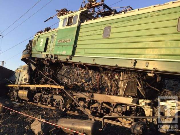 В Кривом Роге столкнулись два локомотива: есть погибшие
