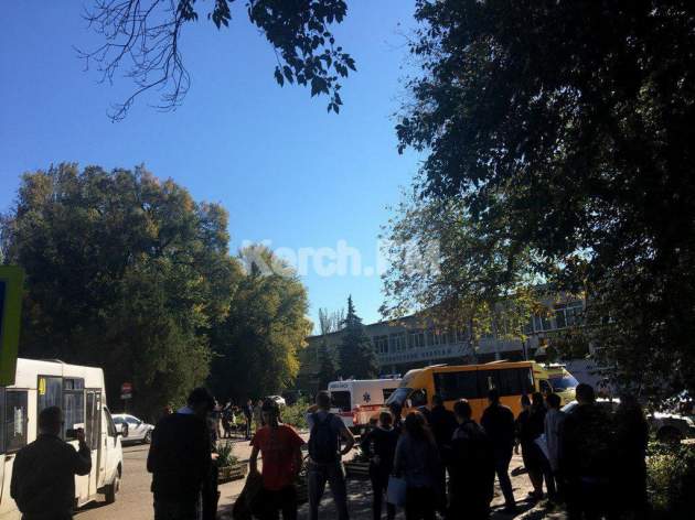 ЧП в Крыму: в Керчи взорвался колледж, погибли люди