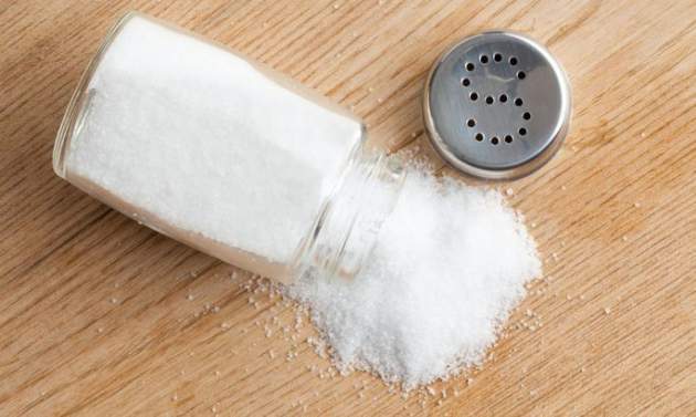 В помощь домашней хозяйке: лайфхаки с поваренной солью