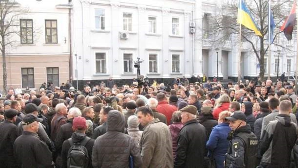 В Тернополе после массового протеста вернули прежние цены на общественный транспорт
