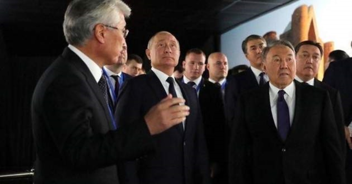 Вокруг Крымского моста разгорелся громкий скандал в Казахстане