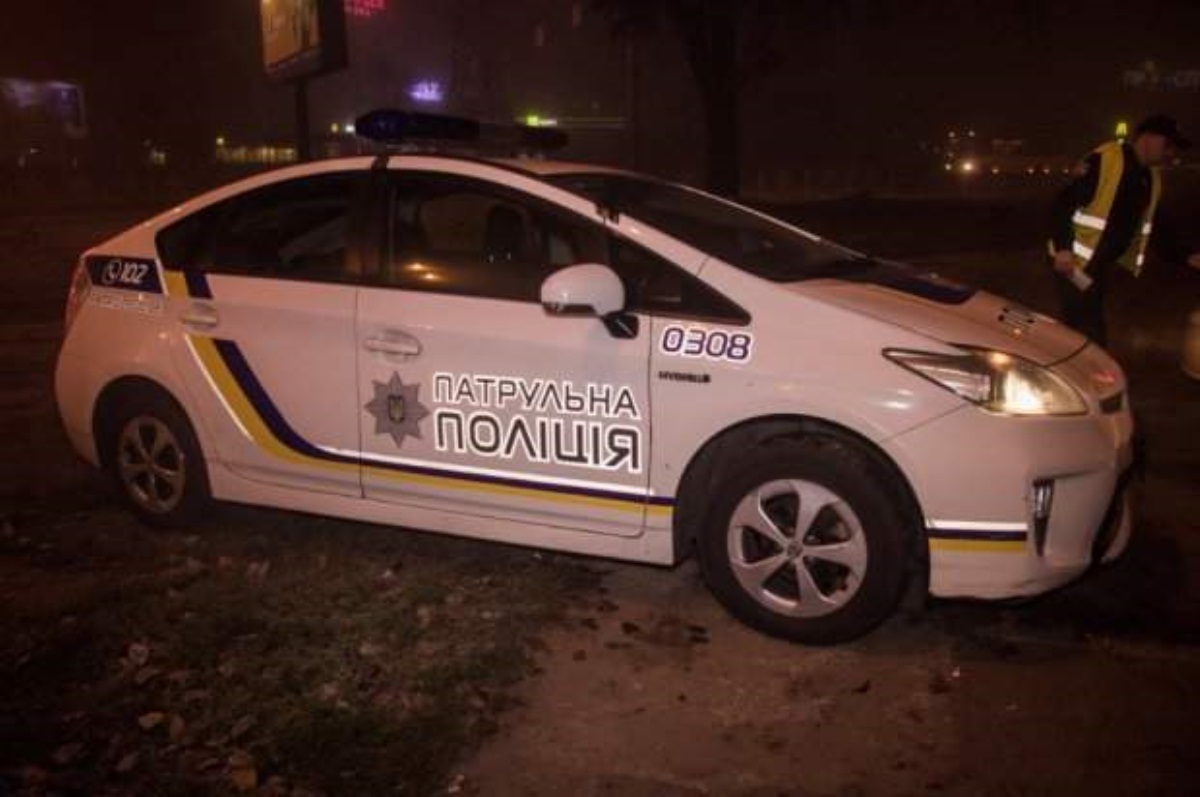 Клубы дыма и авто в огне: тройное ДТП поставило на уши Харьков