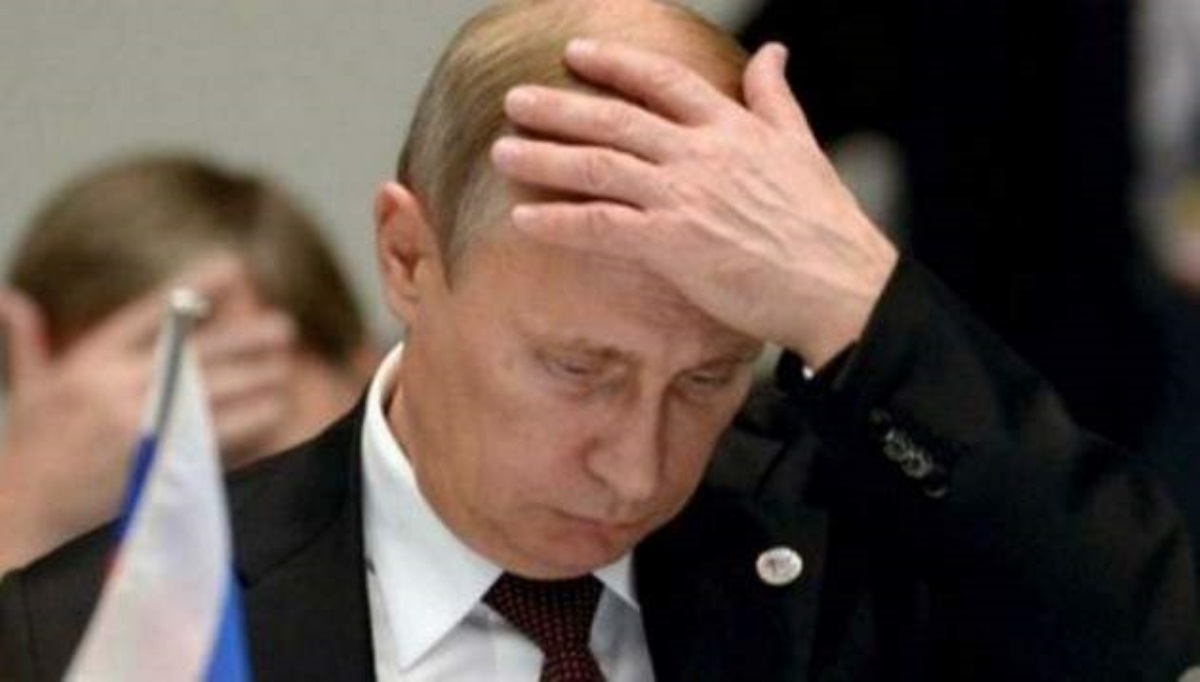 Как в пивбаре: в сети шутят над фото Путина со свитой в Крыму