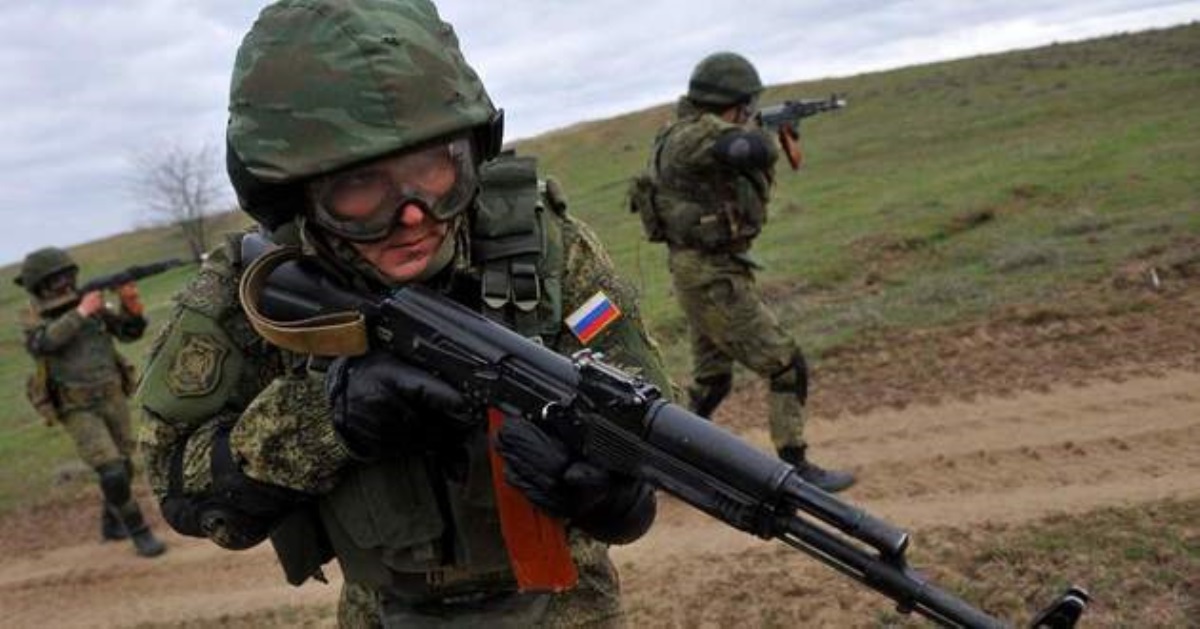 Это не страшилки: в МВД заявили о 80 тысячах российских военных на границе с Украиной