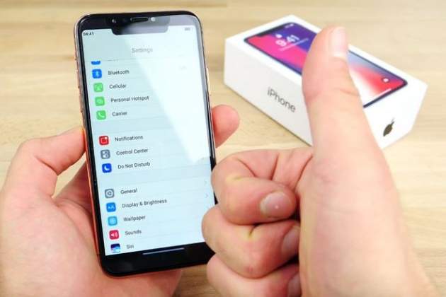 iPhone X на "Андроиде": в Украину начали ввозить поддельные смартфоны от Apple