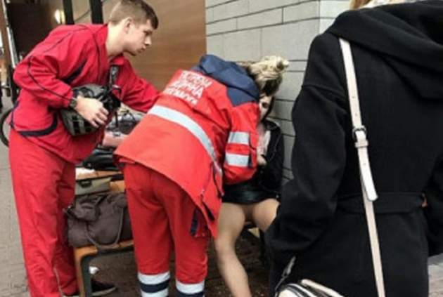 В Одессе "скорая" увезла пьяную 15-летнюю девочку, разбившую голову
