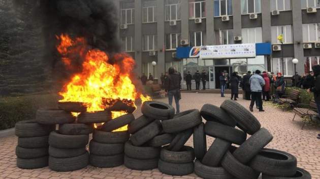 В Сети бурно обсуждают отопительный коллапс в украинских городах