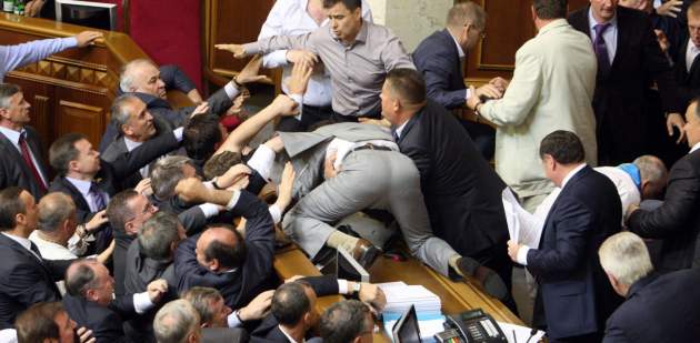 Владимир Парасюк о "дебильной коалиции" и театре имени Юрия Луценко