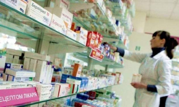 В украинских аптеках массово продают незарегистрированные препараты
