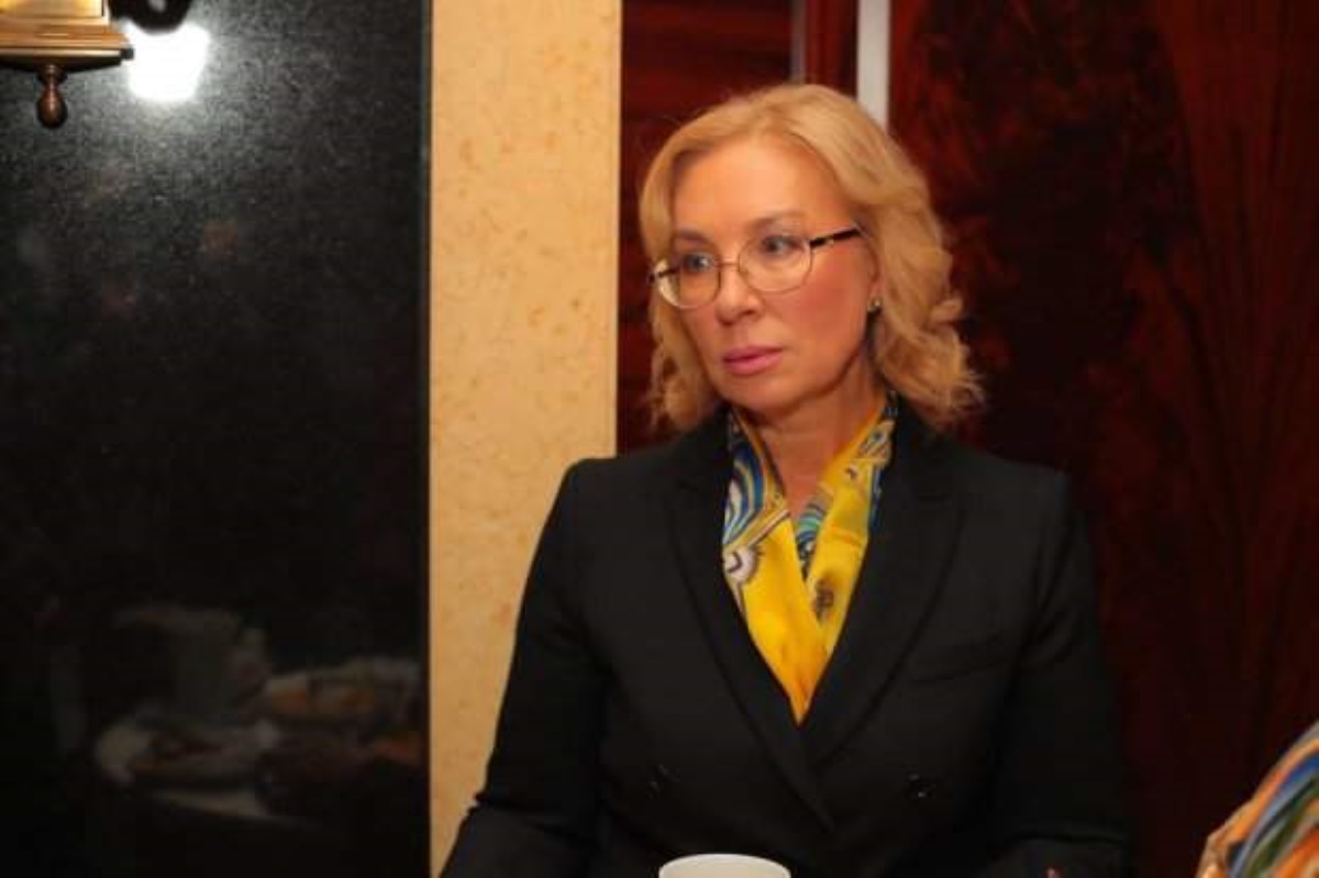 Денисова потеряла сознание в прямом эфире после слов Порошенко