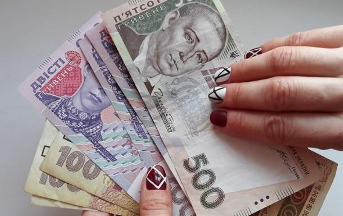 В Украине выросла среднемесячная зарплата