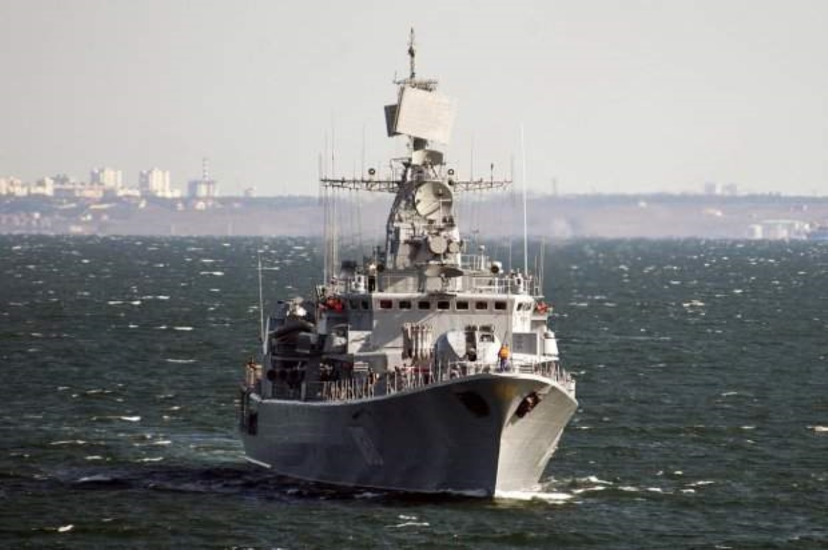 Украинскому флоту разрешили открывать огонь на поражение