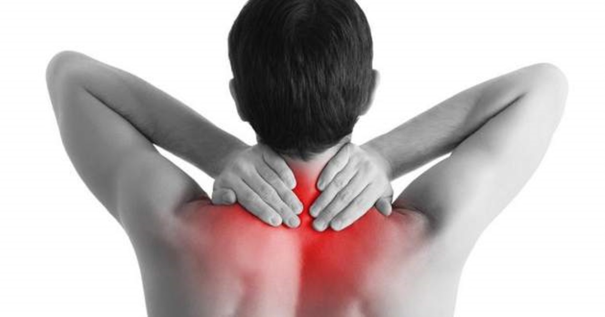 7 растяжек против боли в спине, которые заменят массаж