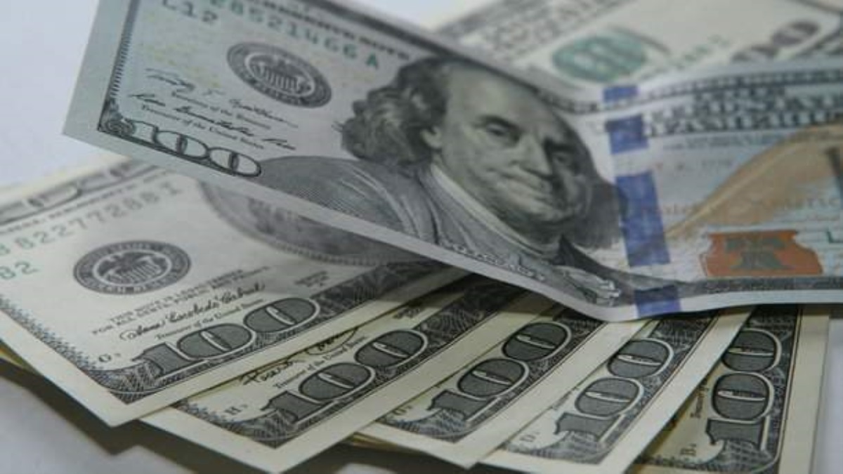 Курс доллара в Украине после обвала перешел к росту