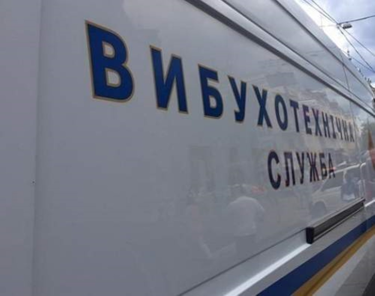 В Харькове полиция ищет взрывчатку в жилых многоэтажках