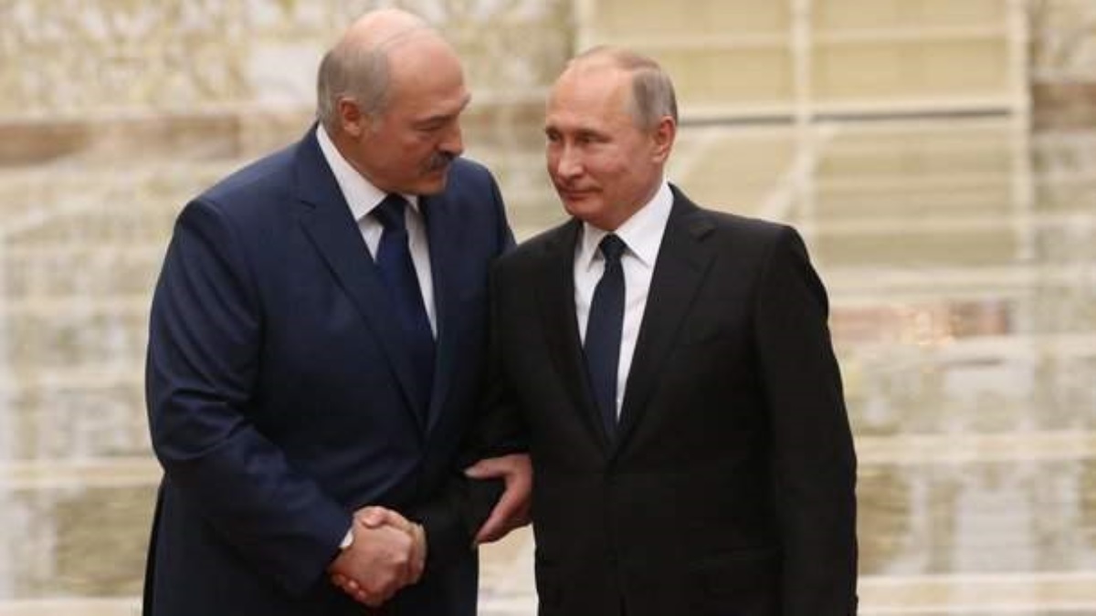 Лукашенко может лишиться власти из-за Путина