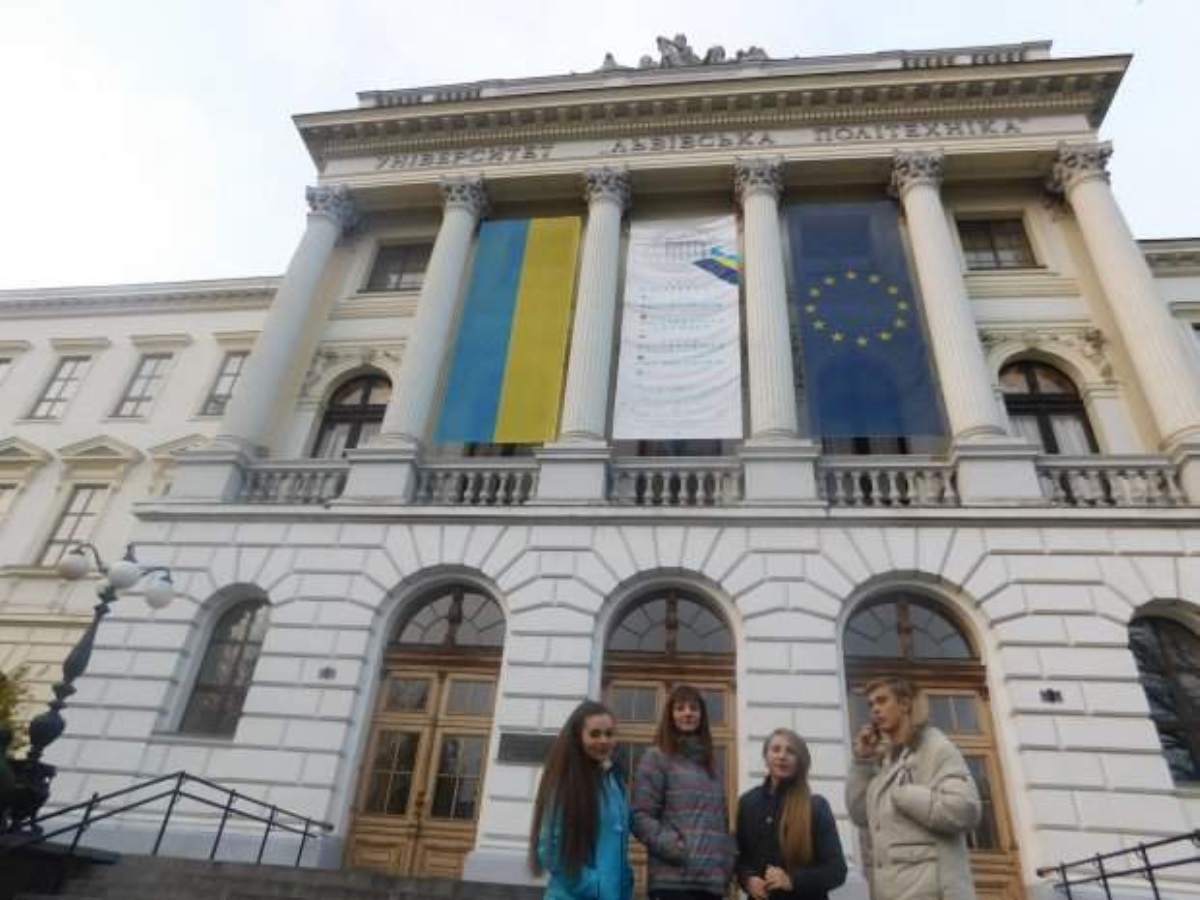 В Украине закрывают престижный университет