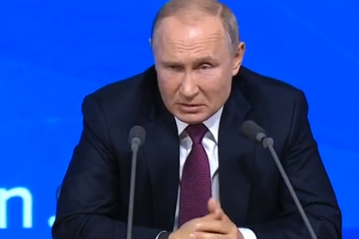 Путин пригрозил Украине ''кровавыми последствиями''