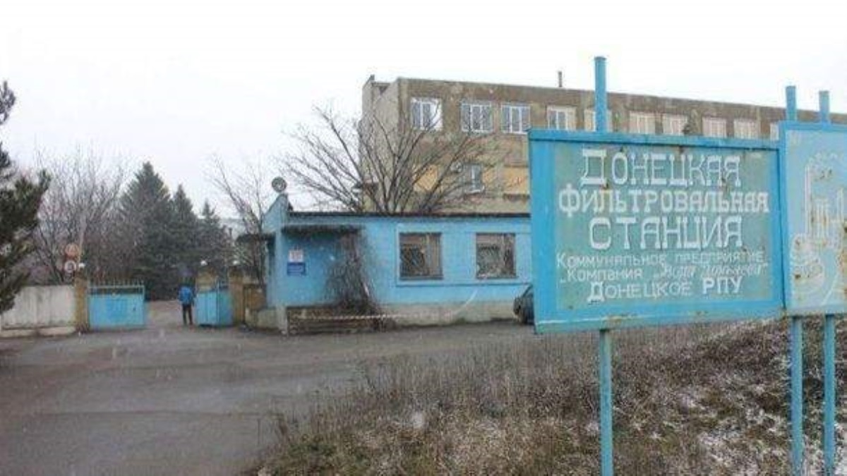 На Донбассе сотни тысяч людей остались без воды из-за непогоды