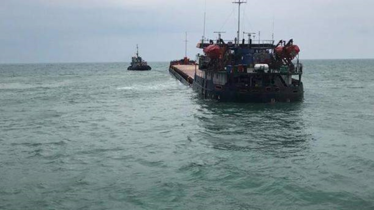 Возле Крыма затонуло судно с экипажем на борту: подробности ЧП