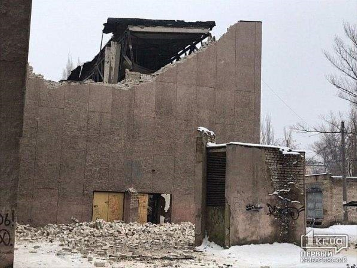 В Кривом Роге обрушилась крыша кинотеатра