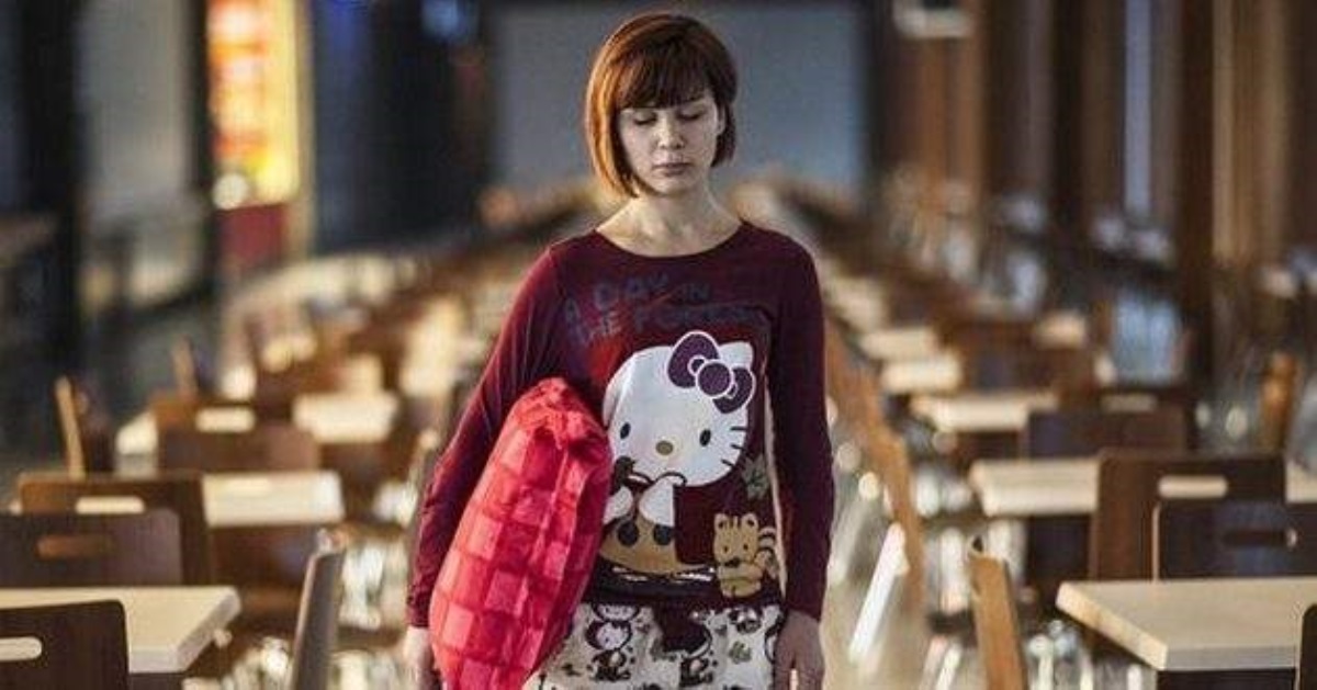 Спящие и буйные: кто подвержен лунатизму и чем это опасно