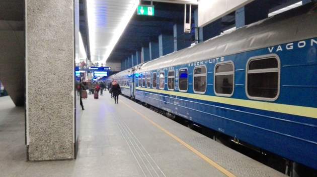 Украина увеличит количество поездов в Польшу