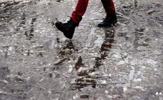 Синоптики обещают в Украине дождь и мокрый снег