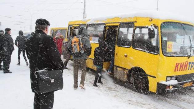 В Киеве общественный транспорт сегодня изменит график движения