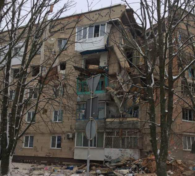 Взрыв в Фастове: обрушились несколько этажей жилого дома