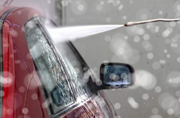 6 важных советов: как грамотно мыть автомобиль зимой