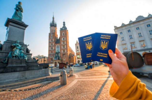 Билеты туда – $2000: украинцам подарили еще один безвиз