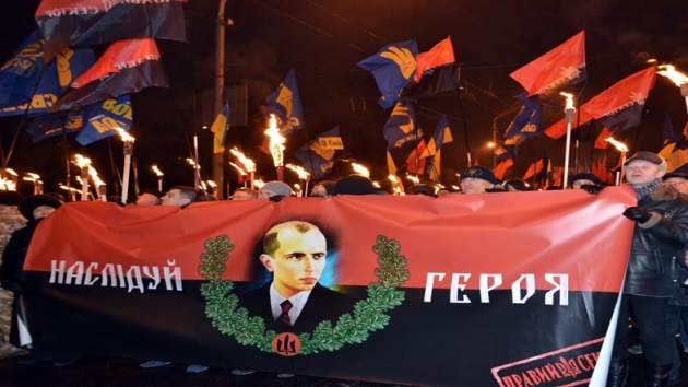 Президент Чехии выступил против героизации Бандеры в Украине