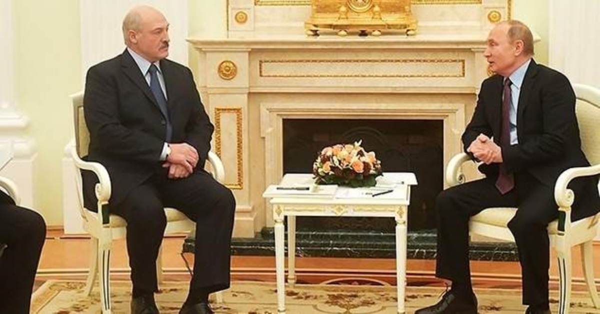 Окажемся окружены: Цимбалюк раскрыл угрозу слияния Беларуси с Россией для Украины