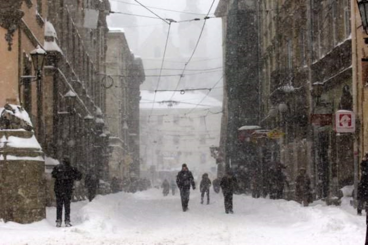 Половина Украины утонет в снегу: карта областей, которым не повезет