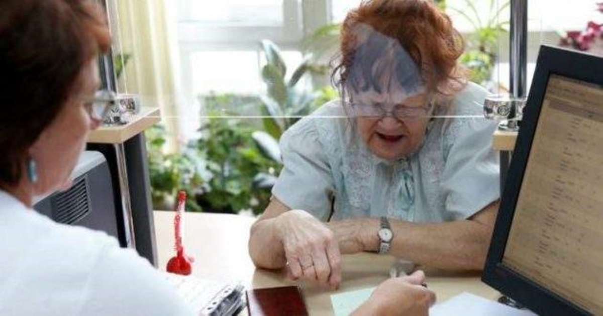 Пенсии в Украине пересчитают три раза: как вырастут выплаты