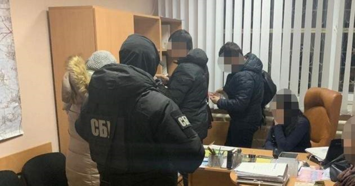 Кума главного антикоррупционщика погорела на взятке с поличным: подробности задержания