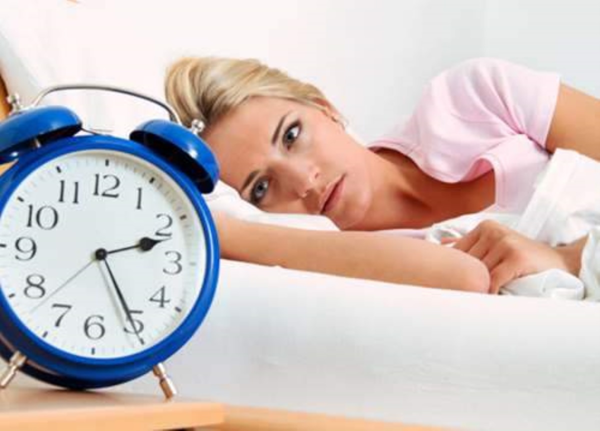 Засыпать легко и быстро: 5 способов побороть бессонницу