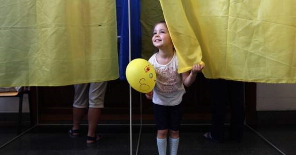 За кого будут голосовать переселенцы в Украине: озвучен неожиданный прогноз